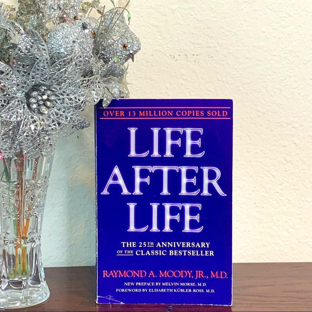 Life After Life by Raymond Moody Bestselling Book Nonfiction Grief Mourning